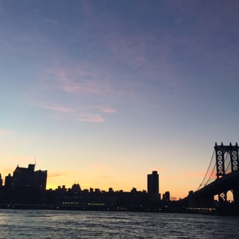Brooklyn Bridge - At dawn. - Landmarks & Historical Buildings Near Me - Brooklyn, New York Brooklyn Bridge - At dawn. - Landmarks & Historical Buildings Near Me - Brooklyn, New York