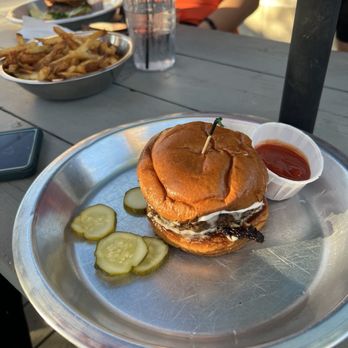 Rodeo Goat - Truffle shuffle - Burgers Near Me - Houston, Texas Rodeo Goat - Truffle shuffle - Burgers Near Me - Houston, Texas