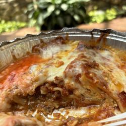 Lucy's Pizza