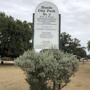 Hondo City Park - Parks Near Me - Hondo, Texas
