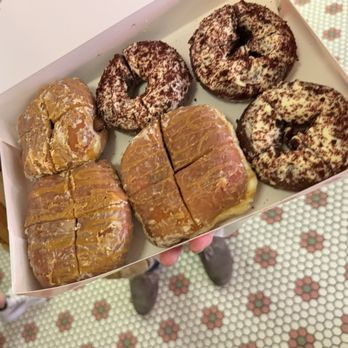 Stan's Donuts & Coffee - Donuts Near Me - Chicago, Illinois