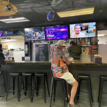 Killer Pizza From Mars - Bar - Pizza Near Me - Oceanside, California