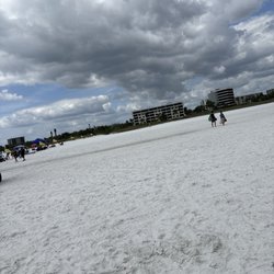 Gulf & Bay Club Condominiums