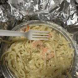 Feliciano's Pizza - I added the pepper to this picture, and the fact that not even salt and pepper can bring this to have a hint of flavor is CRAZY.