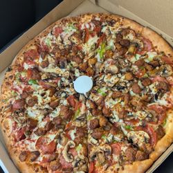 Super Pizza Veloz - Deluxe Pizza