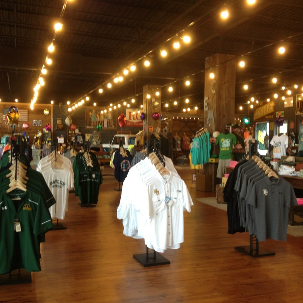 Big selection of Baylor gear