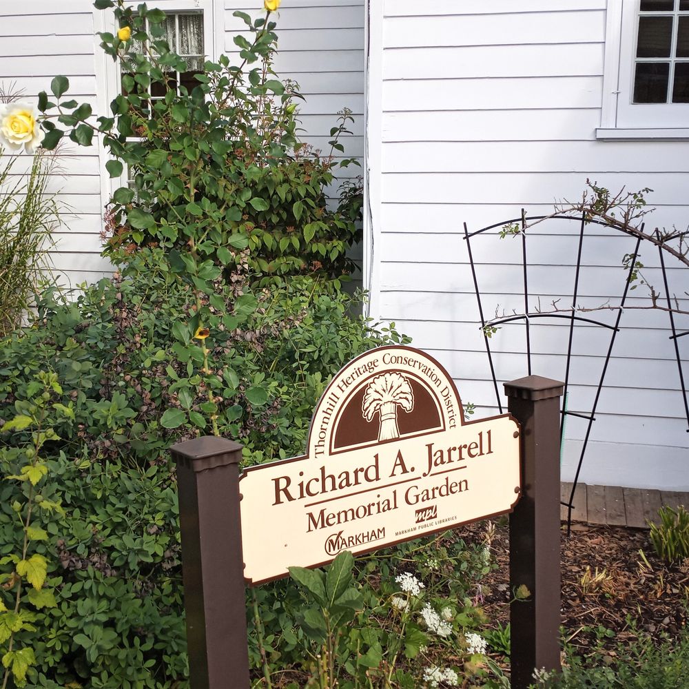 Thornhill Village Library - garden - Libraries Near Me - Markham, Ontario Thornhill Village Library - garden - Libraries Near Me - Markham, Ontario
