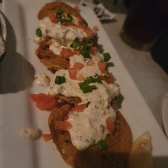 Half Shell Oyster House - Seafood Near Me - Biloxi, Mississippi