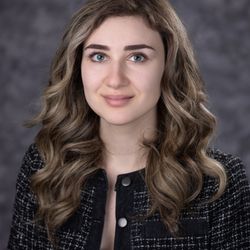 Yara Chiha, OD Comprehensive Optometry and Contact Lenses
