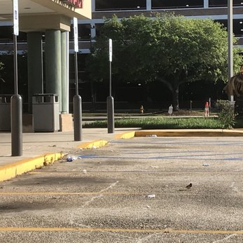 Walgreens - an elephant in a parking lot - Drugstores Near Me - Baton Rouge, Louisiana