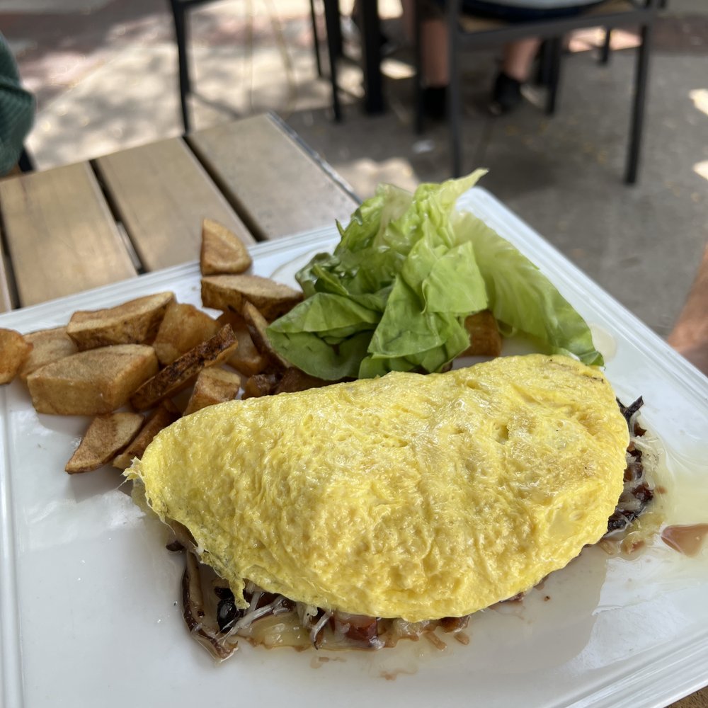 The Towne Plaza - Breakfast & Brunch Near Me - Traverse City, Michigan The Towne Plaza - Breakfast & Brunch Near Me - Traverse City, Michigan