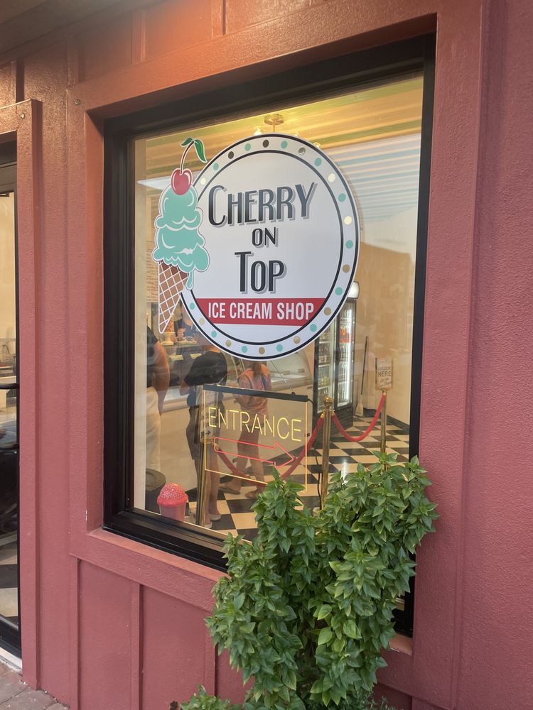 CHERRY ON TOP ICE CREAM SHOP Updated June 2024 219 N Main Ave, Lake