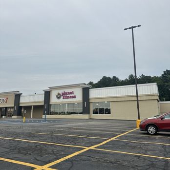Planet Fitness - Gyms Near Me - Webster, Massachusetts Planet Fitness - Gyms Near Me - Webster, Massachusetts