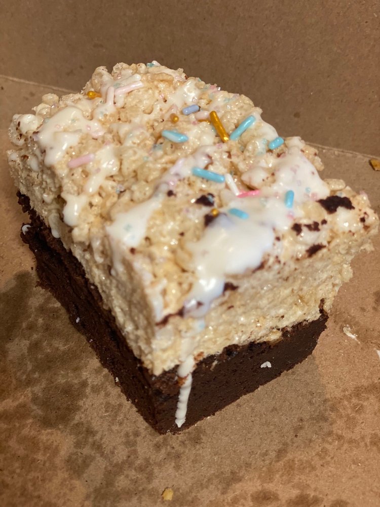 THE SWEET BOUTIQUE 19 Photos 33 Harkness Ave, East Longmeadow