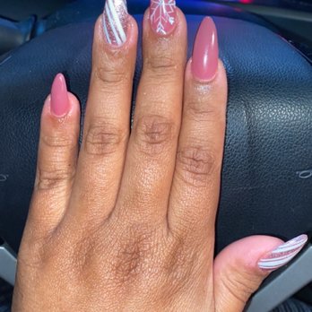 Ardora Nail Lounge - Nails - Nail Salons Near Me - Silverdale, Washington