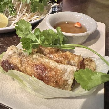 Pho Ta - Fried pork spring rolls - Vietnamese Near Me - Dublin, D