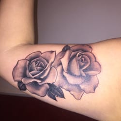 Bonedaddy's Tattoo - Roses done by Jay
