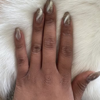 Bestow Nails Spa - Cat eye gel manicure - Nail Salons Near Me - Pico Rivera, California Bestow Nails Spa - Cat eye gel manicure - Nail Salons Near Me - Pico Rivera, California