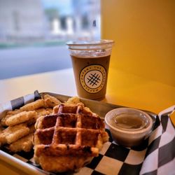 The Smashed Waffle Company - The Hazy latte & the Stinger Sammie