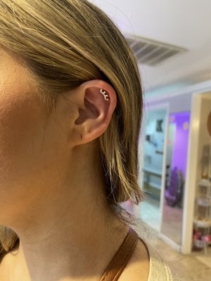 【here's】SPINAL DOUBLE PIERCE here's】SPINAL DOUBLE PIERCE（10 Unique Piercings You've