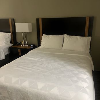 Holiday Inn Effingham - Hotels Near Me - Effingham, Illinois Holiday Inn Effingham - Hotels Near Me - Effingham, Illinois
