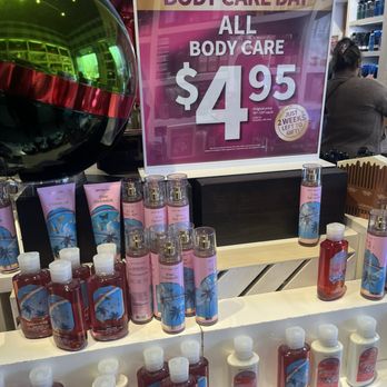 Bath & Body Works - Cosmetics & Beauty Supply Near Me - Burlington, North Carolina Bath & Body Works - Cosmetics & Beauty Supply Near Me - Burlington, North Carolina