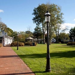 Amagansett Square