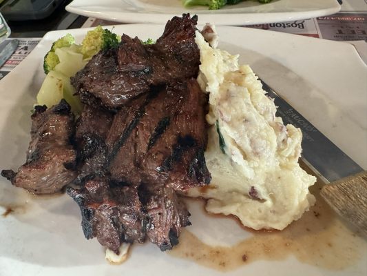 Off the Hook Bar and Grill by null