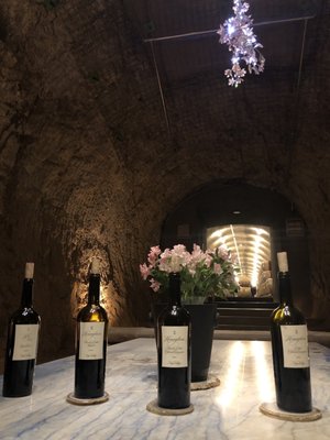 Hourglass Winery by null