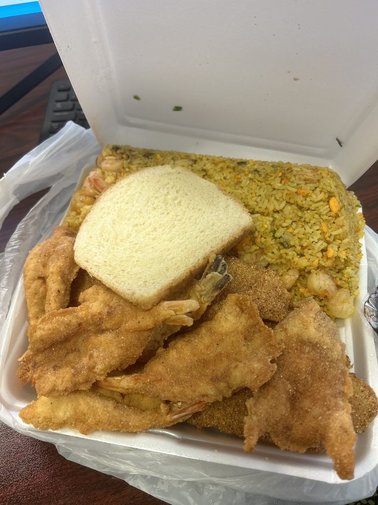 LAWNDALE FISH MARKET Updated June 2024 42 Photos & 37 Reviews