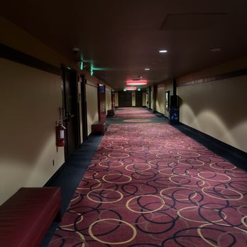 AMC Fallbrook 7 - Cinema Near Me - West Hills, California