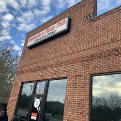Isabella's Pizza Pub