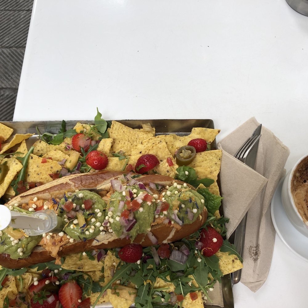 Brunch & Cake - Desserts Near Me - Barcelona, B