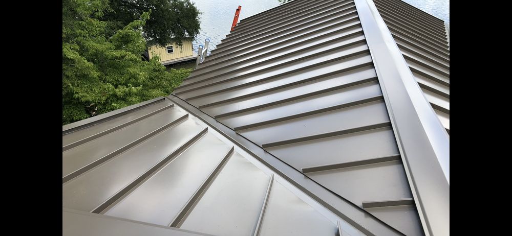 Slide of Eason Roofing