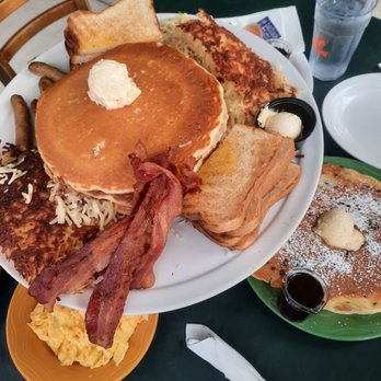 Kickback Jack's - American Near Me - Rancho Cucamonga, California