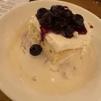 Llama Queen - Tres 3 Leches - Peruvian Near Me - Austin, Texas