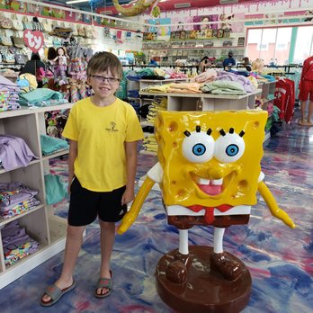 Sugar Kingdom - Candy Stores Near Me - Nags Head, North Carolina