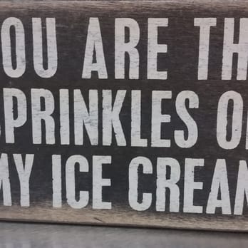 Island Scoops - Ice Cream & Frozen Yogurt Near Me - Bradenton Beach, Florida