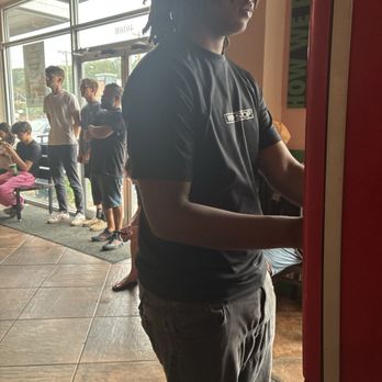 Wingstop - This guy literally is not smart. He's an idiot. - Chicken Wings Near Me - Lynchburg, Virginia Wingstop - This guy literally is not smart. He's an idiot. - Chicken Wings Near Me - Lynchburg, Virginia
