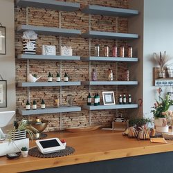 Lemon Roots Botanicals