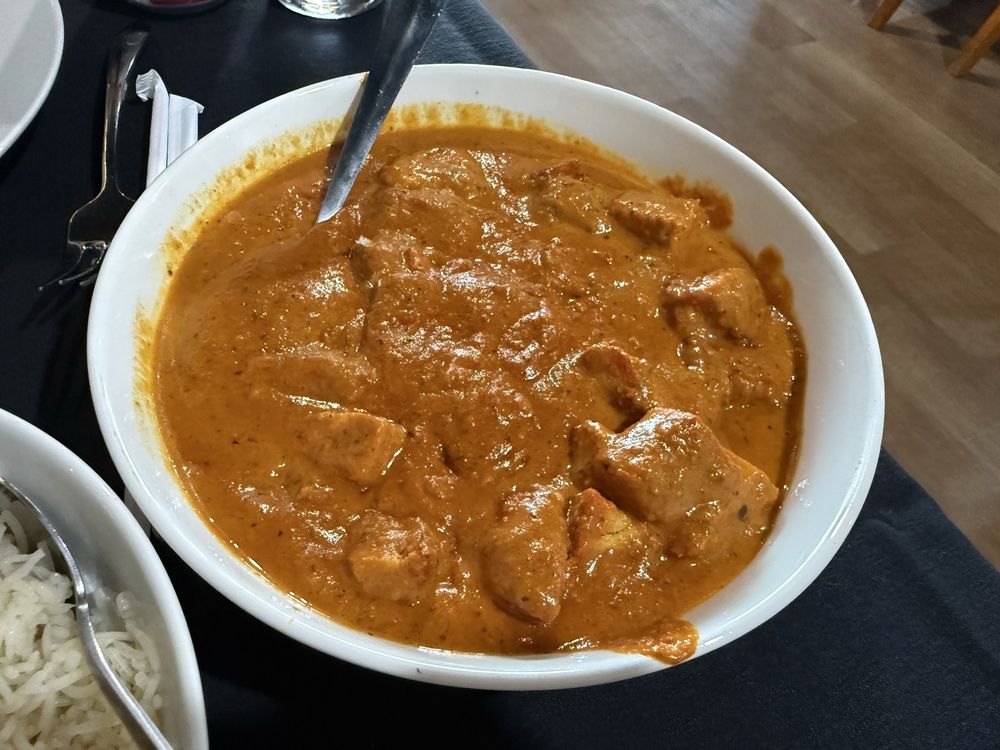 Desi Taste Indian Cuisine Logo