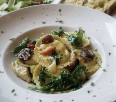 Agliolio ~ a FRESH Take on Italian by null