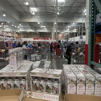 Costco - Long line at cashier - Wholesale Stores Near Me - Las Vegas, Nevada Costco - Long line at cashier - Wholesale Stores Near Me - Las Vegas, Nevada
