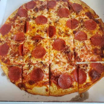 Papa Rays Pizza and Wings - Large pepperoni pizza - Pizza Near Me - Addison, Illinois