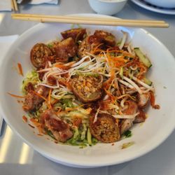 Vietnam Restaurant - Bun Thit Nuong Cha Gio