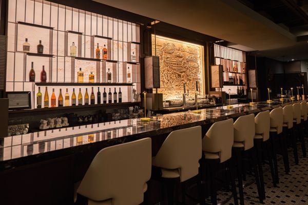 Chi Restaurant & Bar by null