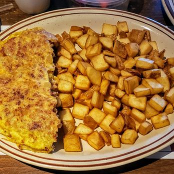 Grandma's Recipes - Irish Omelet with Home Fries at Grandma's Recipes - Breakfast & Brunch Near Me - Flint, Michigan