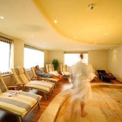 Sporthotel Ideal - Wellnessbereich mit gemütlichem Ruheraum, Biosauna, Finnische Sauna, Infrarotkabine, Salzsauna für Kinder.