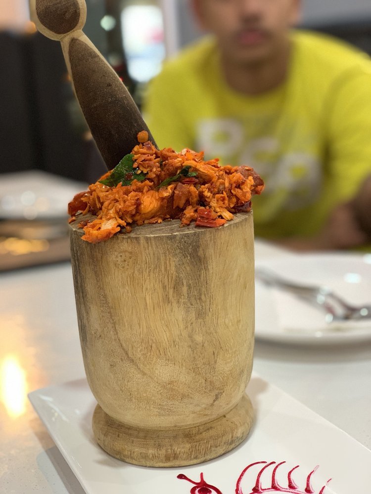 Le Kochi Cuisine Logo