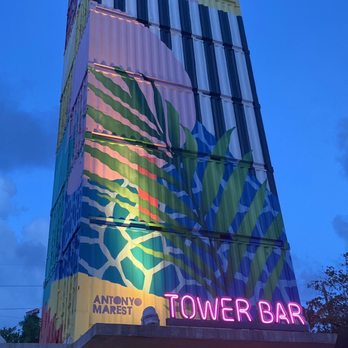 The Oasis - Restaurants Near Me - Miami, Florida